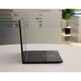 Dell LATITUDE 7390 2-IN-1: 8th Gen i5, 8GB RAM, 256GB SSD, SN:20672