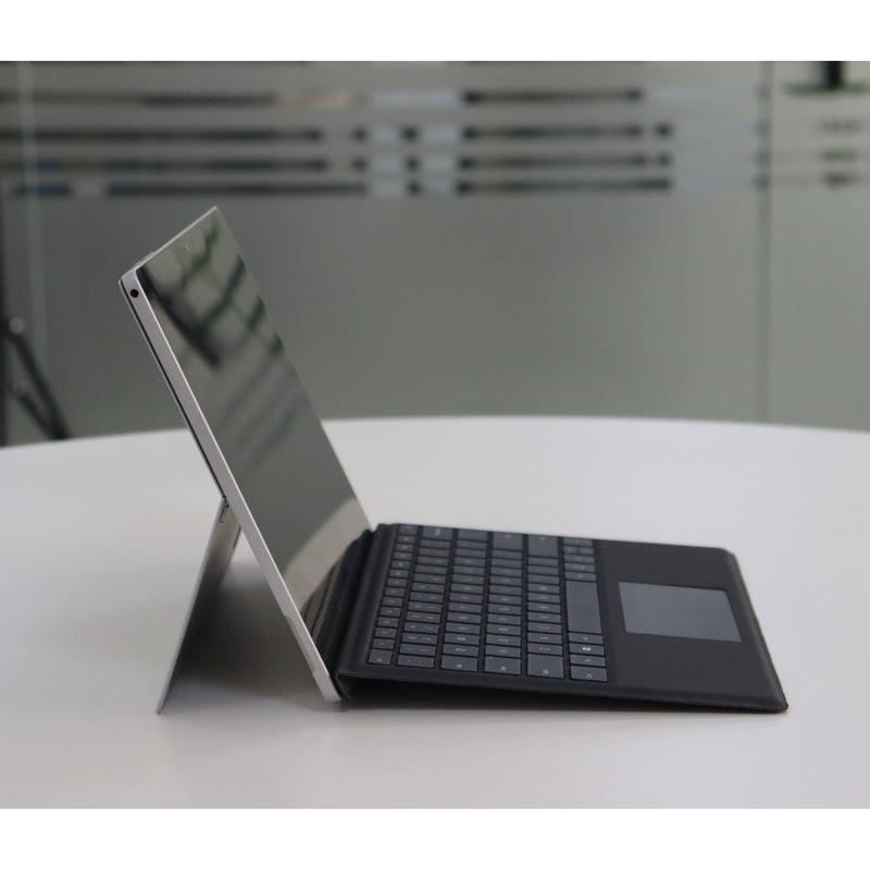 Microsoft SURFACE PRO 6: i5, 8th Gen, 8GB RAM, 256GB SSD, SN:18635