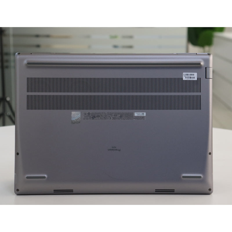 Dell PRECISION 7670: 12th Gen i7, 32GB RAM, 512GB SSD, SN:27774