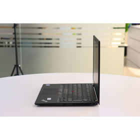 Lenovo ThinkPad T480s: Intel Core i5, 8th Gen, 16GB RAM, 512GB SSD SN:01541