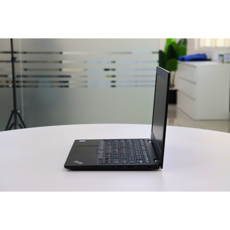 Lenovo THINKPAD L390: 8th Gen i5, 8GB RAM, 256GB SSD, SN:16322