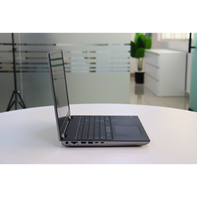 Dell PRECISION 7670: 12th Gen i7, 64GB RAM, 512GB SSD, SN:19492