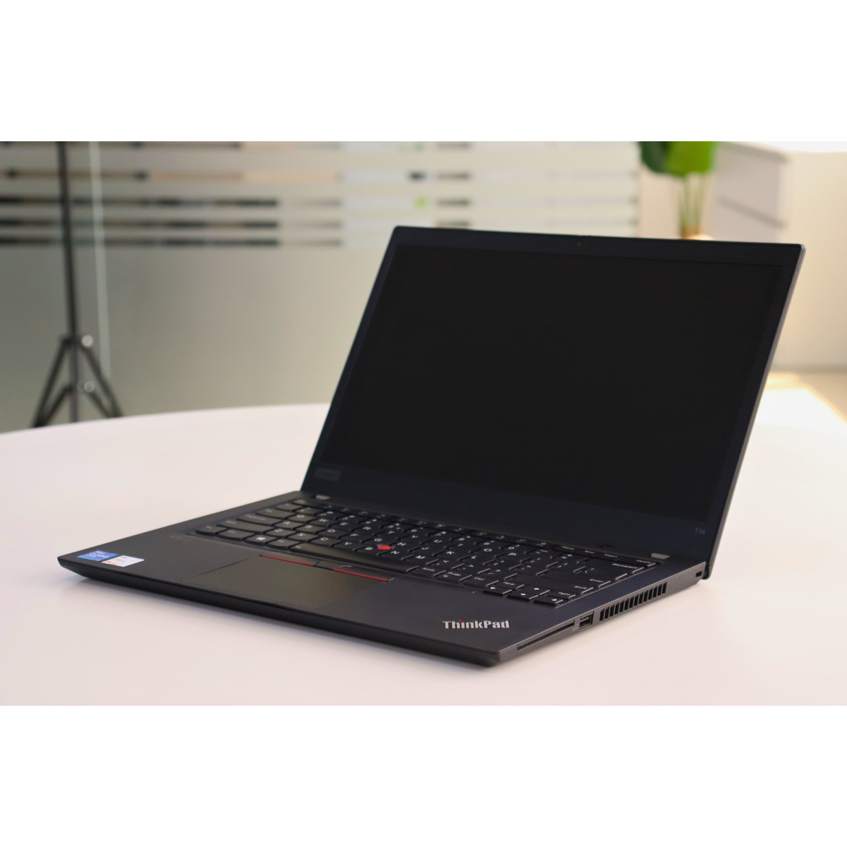 LENOVO THINKPAD T14 GEN 2: 11th Gen i7, 16GB RAM, 256GB SSD, SN:01222