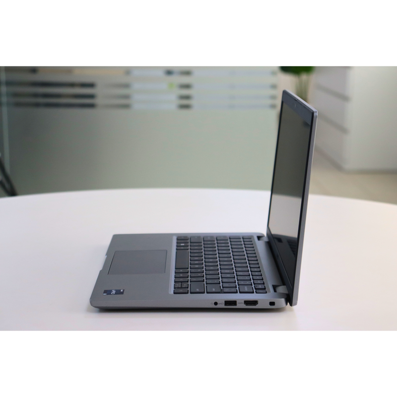 Dell Latitude 5440: Intel Core i5, 13th Gen, 16GB RAM, 256GB SSD SN:19370