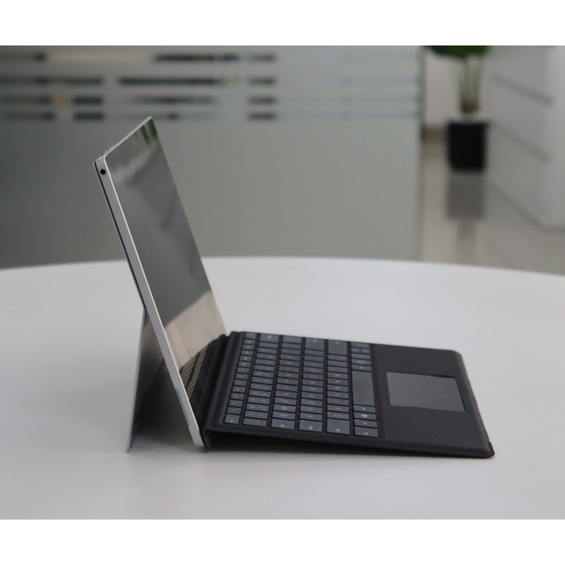 Microsoft SURFACE PRO 7: i5, 10th Gen, 8GB RAM, 256GB SSD, SN:918657