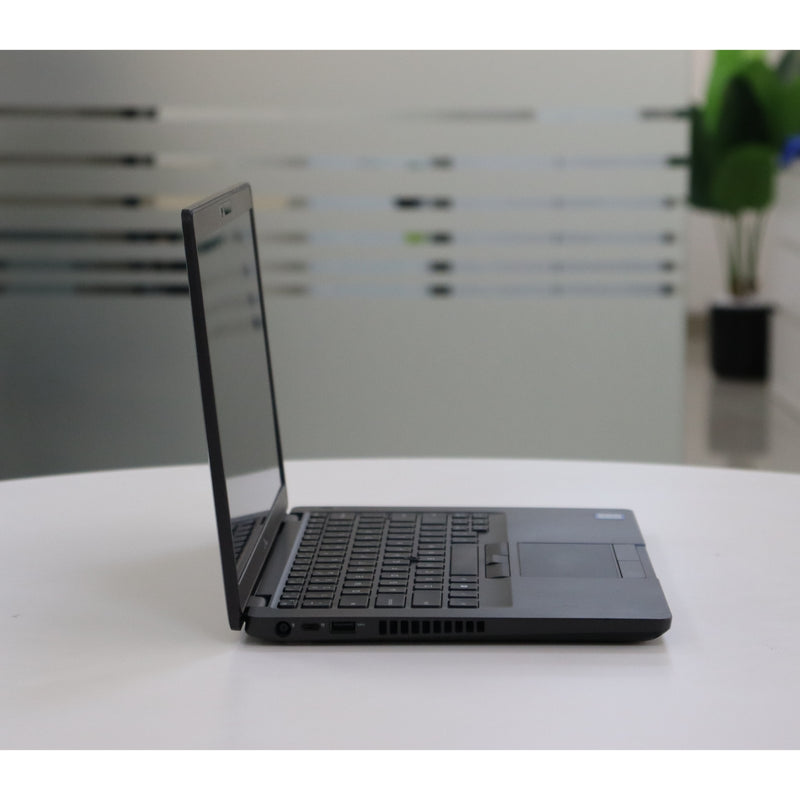 DELL LATITUDE 5400: 8th Gen i5, 8GB RAM, 256GB SSD, SN:19051