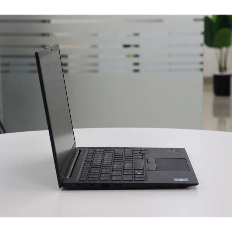 LENOVO ThinkPad X1 Carbon Gen 10: 12th Gen i7, 16GB RAM, 256GB SSD, SN:19535