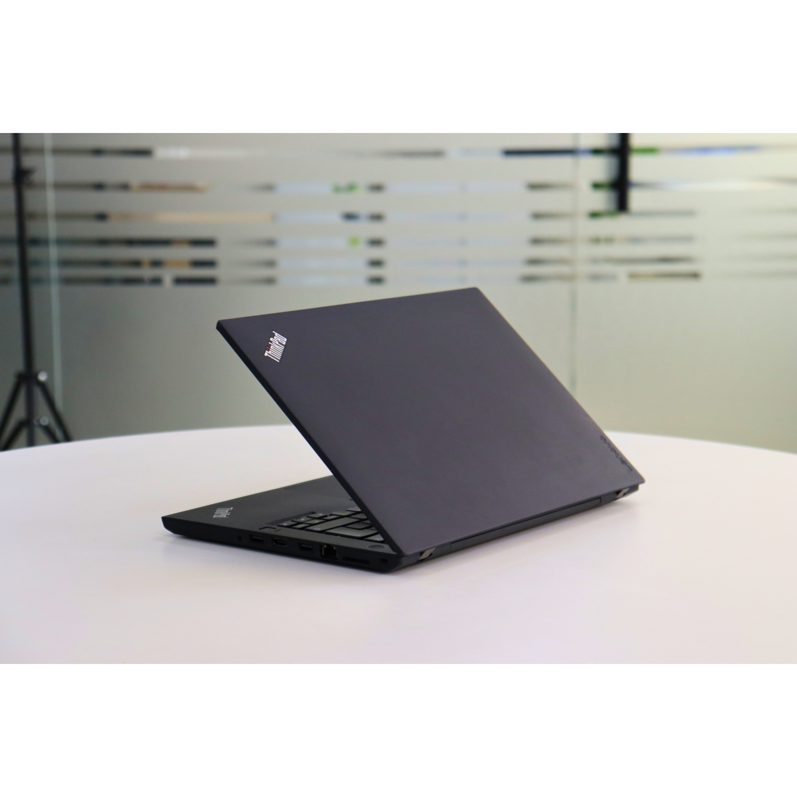 Lenovo ThinkPad T480: Intel Core i5, 8th Gen, 8GB RAM, 256GB SSD SN:01301