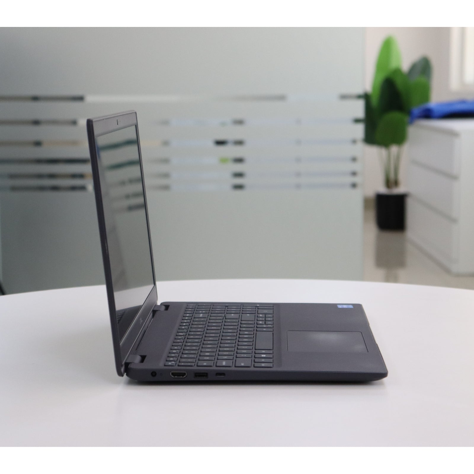 Dell Latitude 3510: Intel Core i5, 11th Gen, 8GB RAM, 256GB SSD SN:00002
