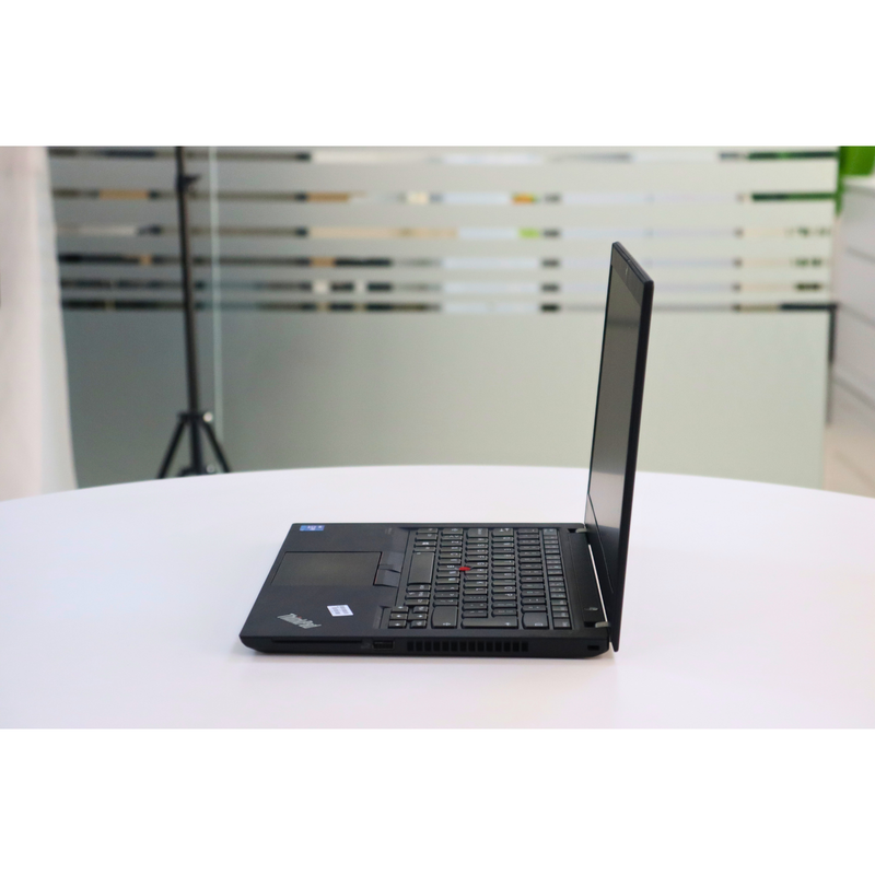 LENOVO THINKPAD T14 GEN 2: 11th Gen i7, 32GB RAM, 1024GB SSD, SN:00620
