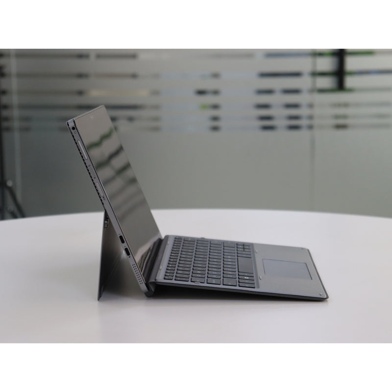 Dell Latitude 7210 2-IN-1: Intel Core i5, 10th Gen, 8GB RAM, 256GB SSD SN:18234