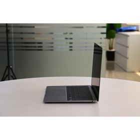 Apple MACBOOK AIR A2337(2020): M1, 8GB RAM, 256GB SSD, SN:860710