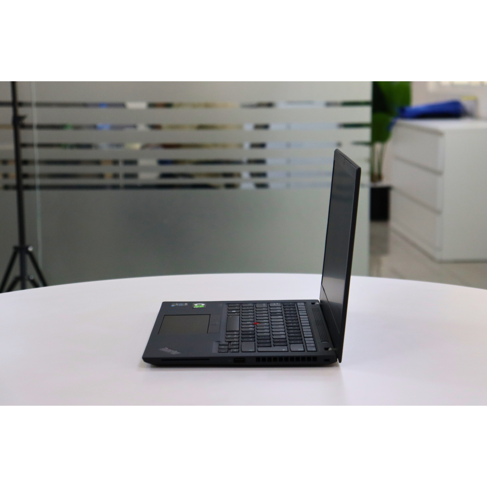 LENOVO THINKPAD T14S GEN 2: 11th Gen i5, 16GB RAM, 256GB SSD, SN:00844