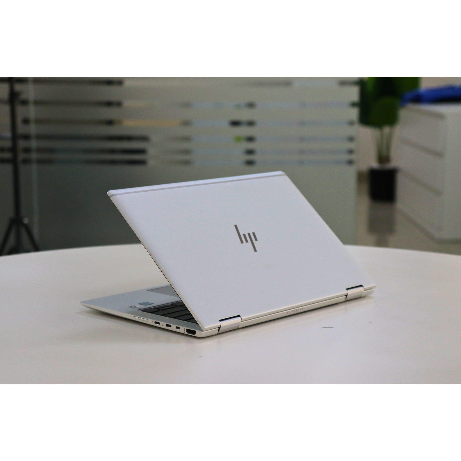 HP EliteBook X360 1030 G3: Intel Core i5, 8th Gen, 16GB RAM, 256GB SSD SN:18745