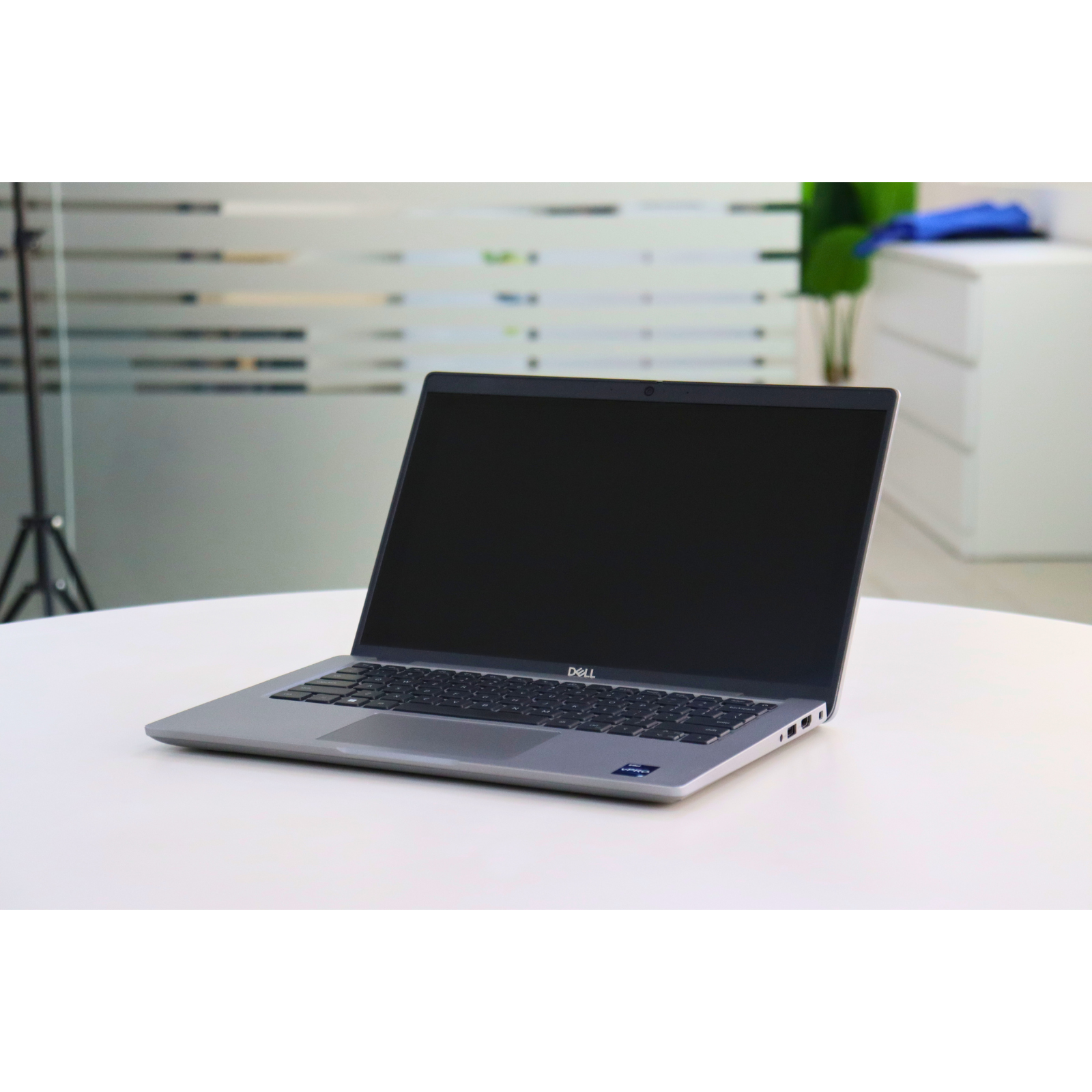 Dell Latitude 5440: Intel Core i5, 13th Gen, 16GB RAM, 256GB SSD SN:05940