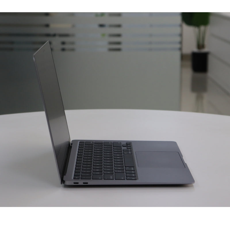 Apple MacBook Air A2337(2020): M1, 8GB RAM, 256GB SSD, SN:60691