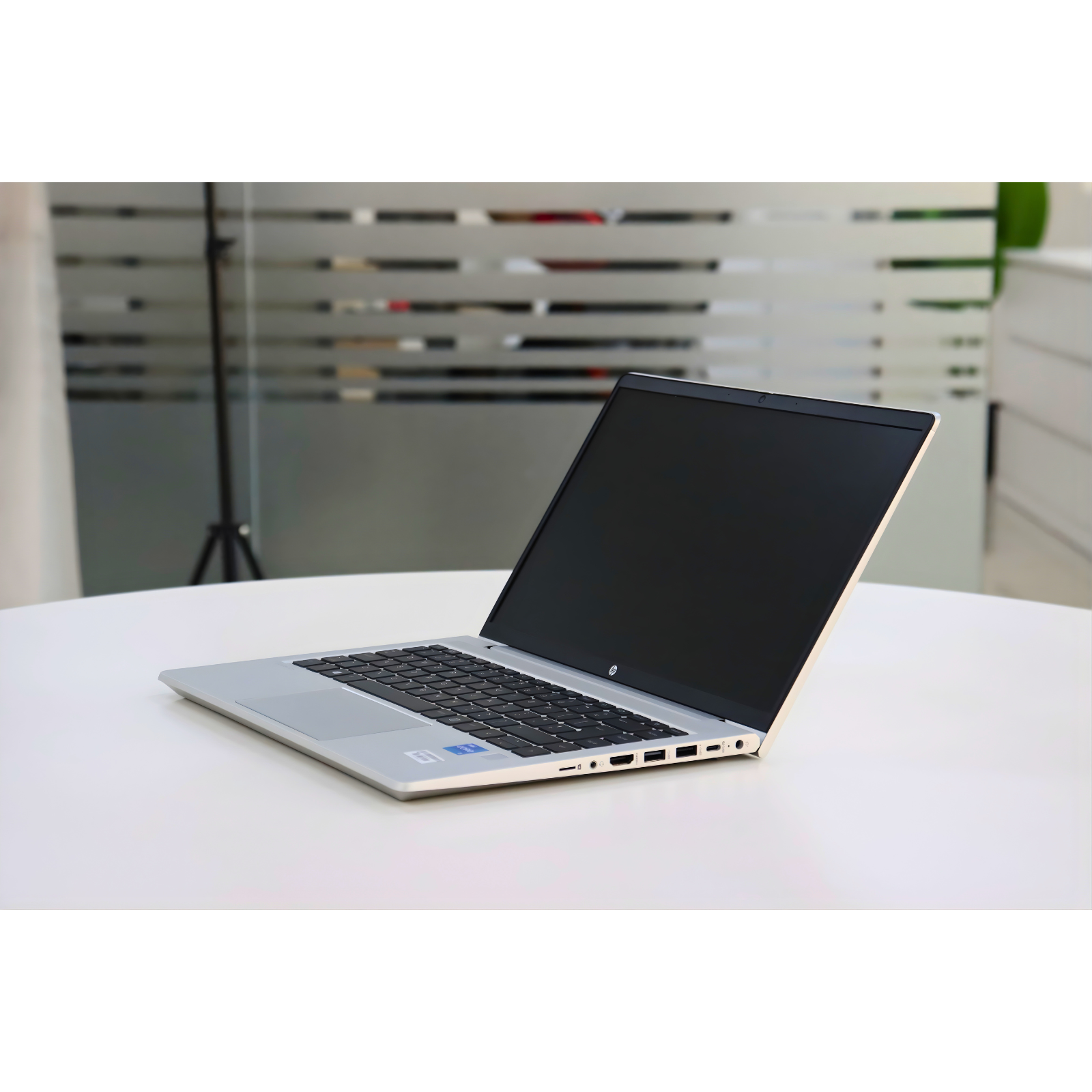 HP ProBook 640 G8: 11th Gen i5, 16GB RAM,  256GB SSD, SN:00912