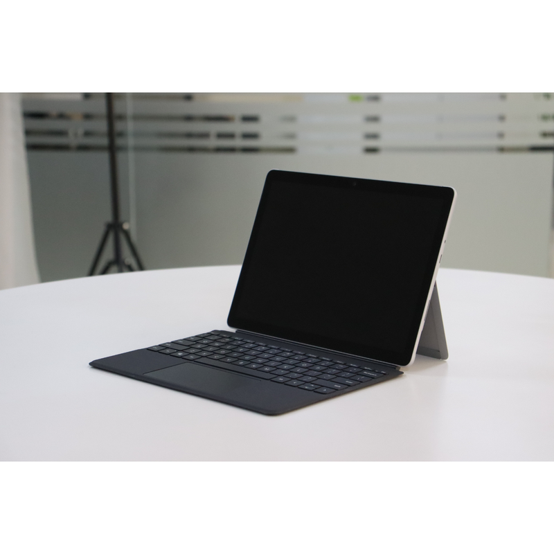 Microsoft SURFACE GO 2: 8th Gen M3, 8GB RAM, 128GB SSD, SN:76532