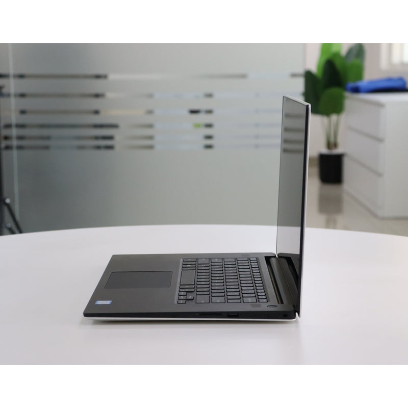 DELL PRECISION 5540: 9th Gen i7, 32GB RAM, 512GB SSD, SN:21982