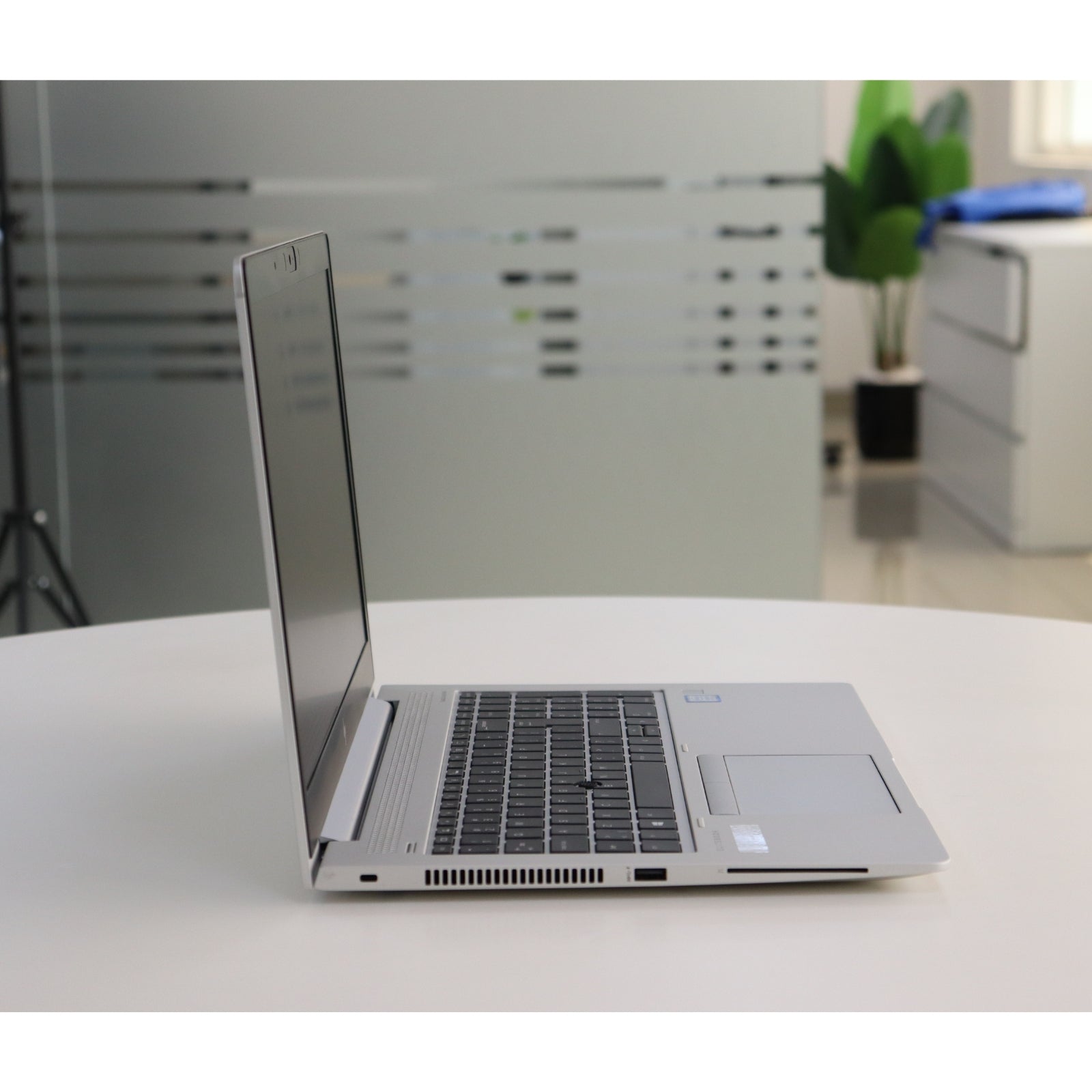 HP ELITEBOOK 850 G6: 8th Gen i5, 8GB RAM, 256GB SSD, SN:00862