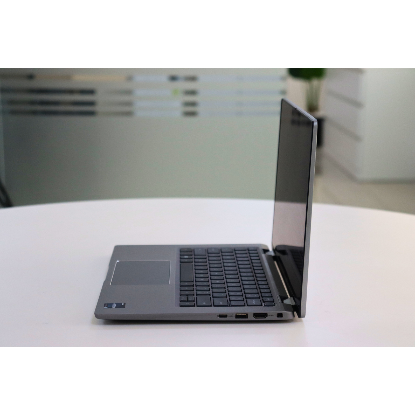 Dell LATITUDE 7430: 12th Gen i7, 32GB RAM, 512GB SSD, SN:12573