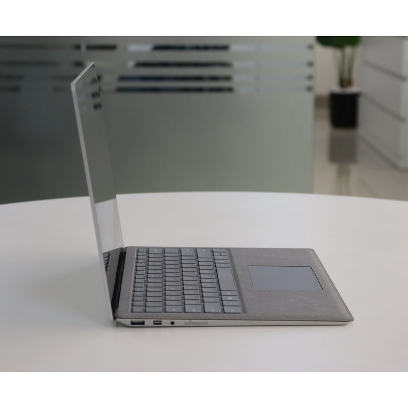 Microsoft Surface Laptop : 7th Gen i7, 16GB RAM, 512GB SSD, SN:76421