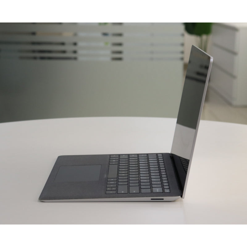 MICROSOFT SURFACE LAPTOP 3: 10th Gen i5, 8GB RAM, 256GB SSD, SN:76462