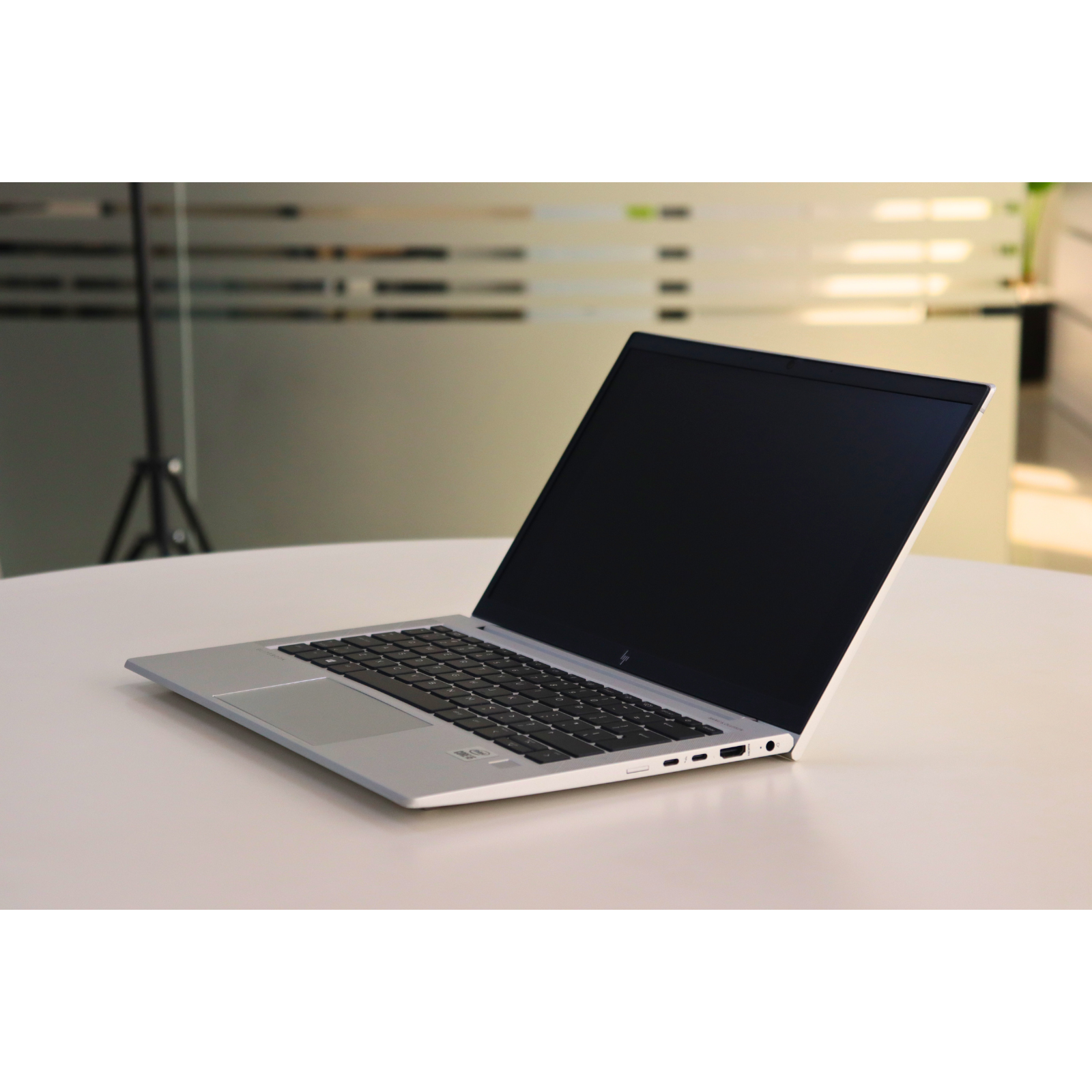 HP ELITEBOOK 830 G7: 10th Gen i5, 8GB RAM, 256GB SSD, SN:00661