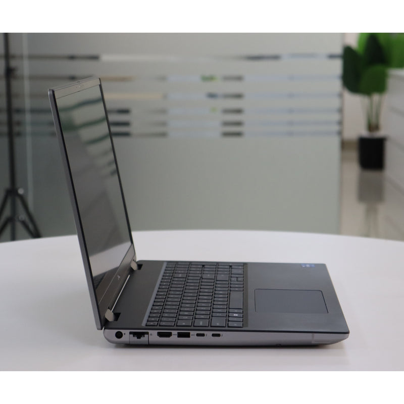 Dell PRECISION 7670: 12th Gen i7, 32GB RAM, 512GB SSD, SN:19501