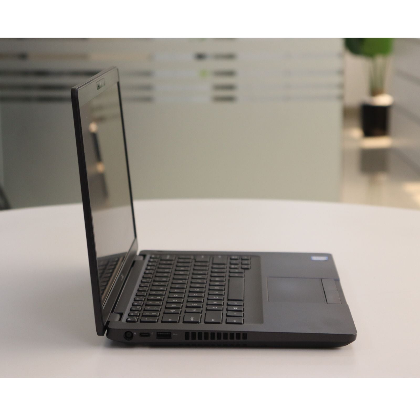 DELL LATITUDE 5401: 9th Gen i7, 16GB RAM, 512GB SSD, SN:95826