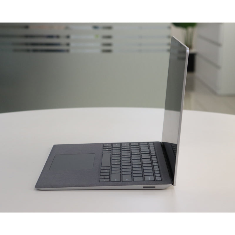 MICROSOFT SURFACE LAPTOP 3: 10th Gen i5, 8GB RAM, 256GB SSD, SN:76451