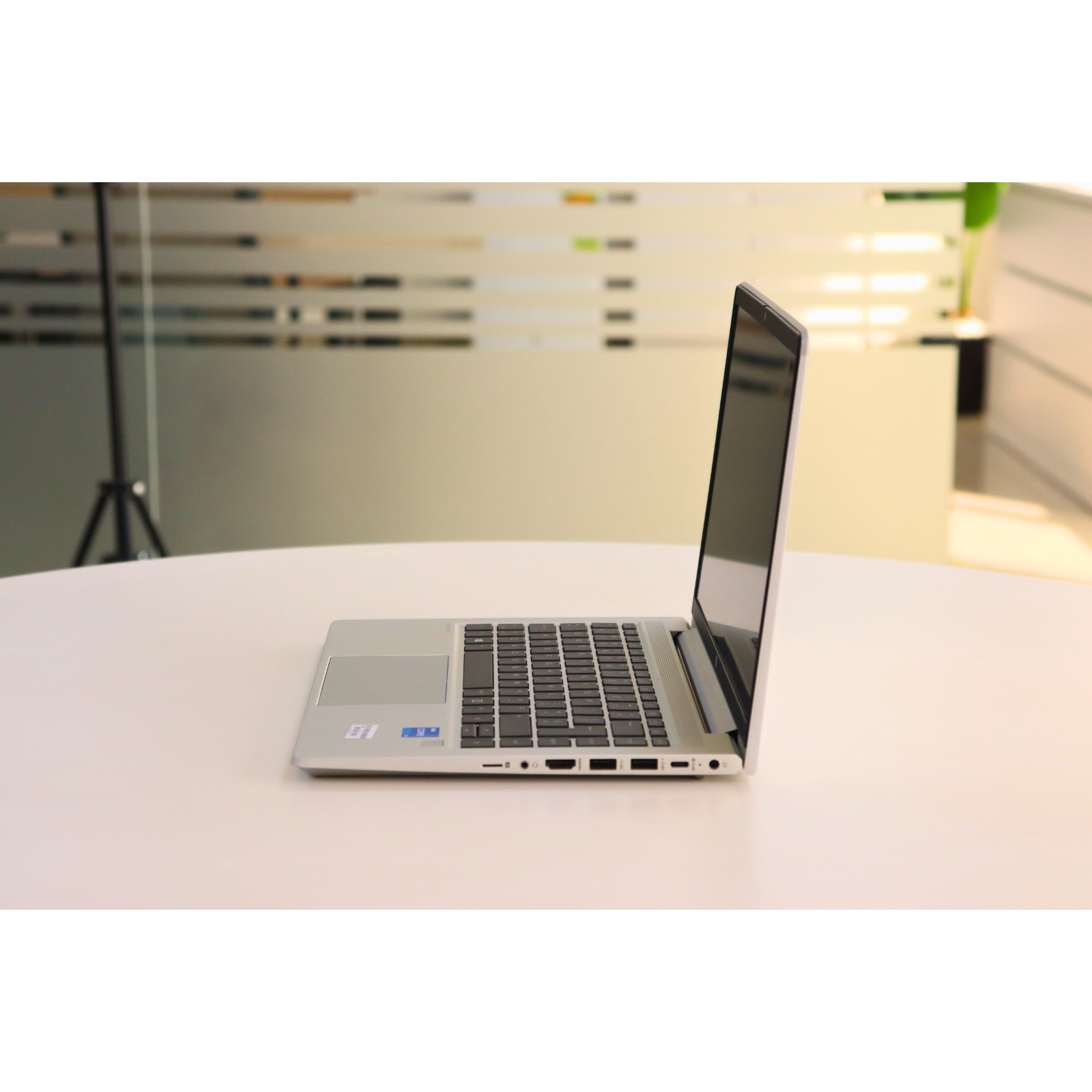 HP PROBOOK 640 G8: 11th Gen i5, 16GB RAM, 256GB SSD, SN:00878