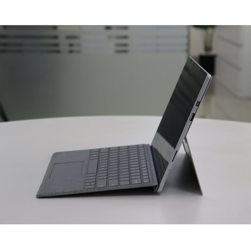 Microsoft SURFACE PRO 6: i7, 8th Gen, 16GB RAM, 512GB SSD, SN:18632