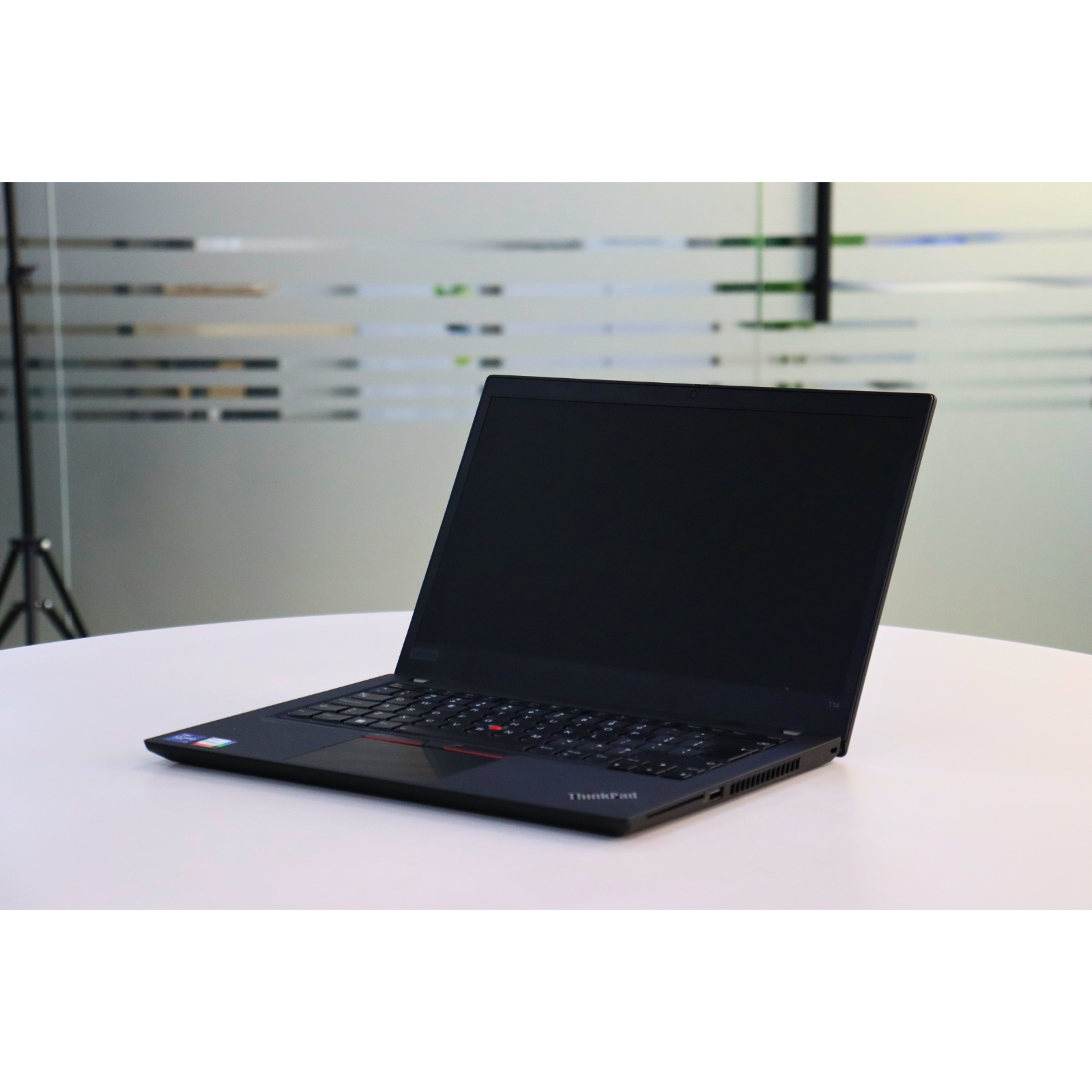 LENOVO THINKPAD T14 GEN 2: 11th Gen i7, 32GB RAM, 1024GB SSD, SN:00432