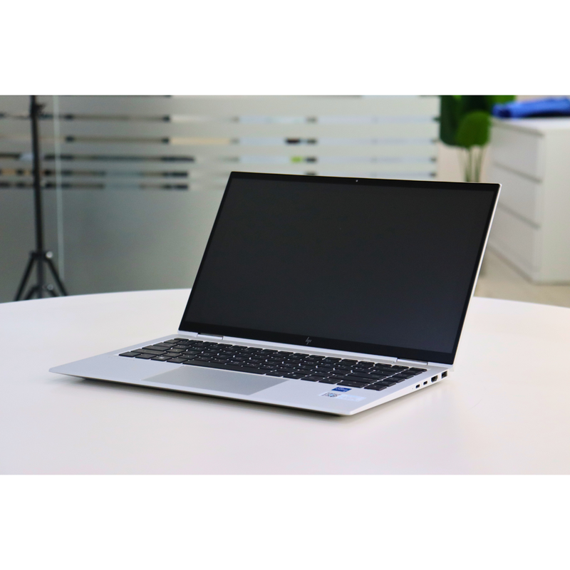 HP ELITEBOOK X360 1040 G8: Intel Core i5, 11th Gen, 16GB RAM, 512GB SSD SN:18578