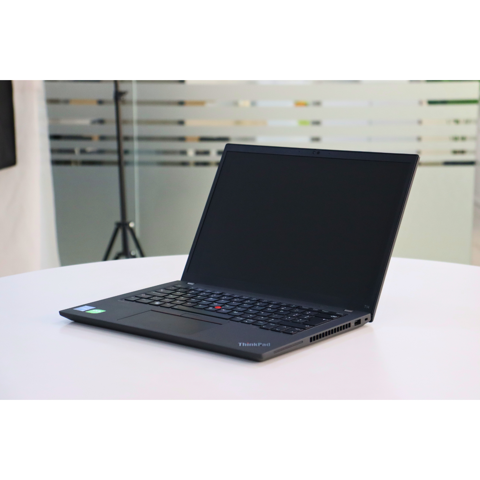 LENOVO THINKPAD T14 GEN 4: 13th Gen i5, 32GB RAM, 256GB SSD, SN:01238