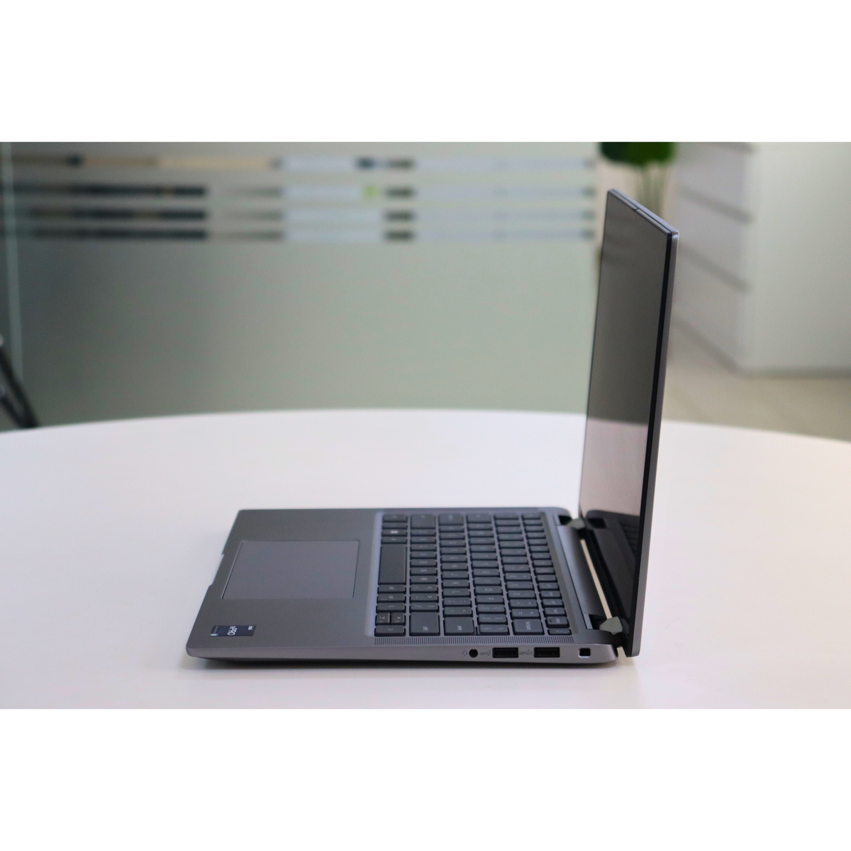 Dell Latitude 7440: Intel Core i5, 13th Gen, 16GB RAM, 256GB SSD SN:19476