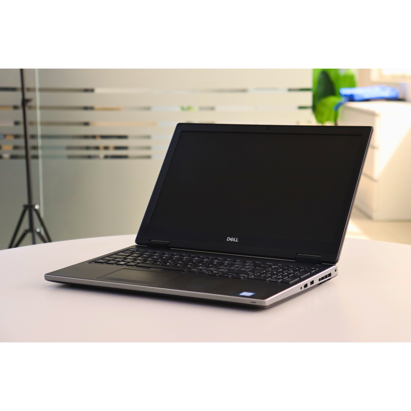 Dell Inc PRECISION 7530: 8th Gen i7, 32GB RAM, 512GB SSD, SN:01193