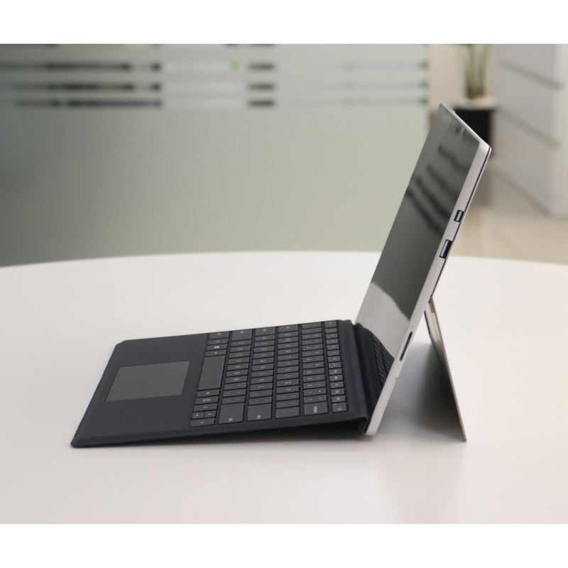 Microsoft SURFACE PRO 6: i5, 8th Gen, 8GB RAM, 256GB SSD, SN:76423