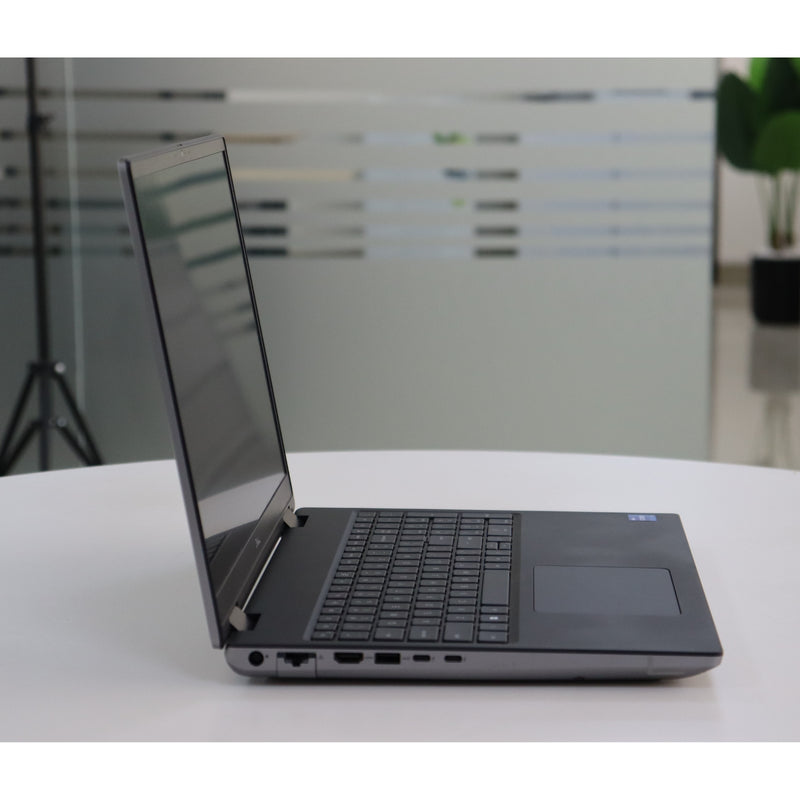 Dell PRECISION 7670: 12th Gen i7, 32GB RAM, 512GB SSD, SN:27769