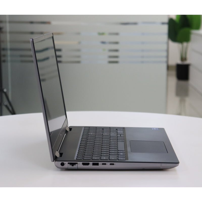Dell PRECISION 7670: 12th Gen i7, 32GB RAM, 512GB SSD, SN:19521