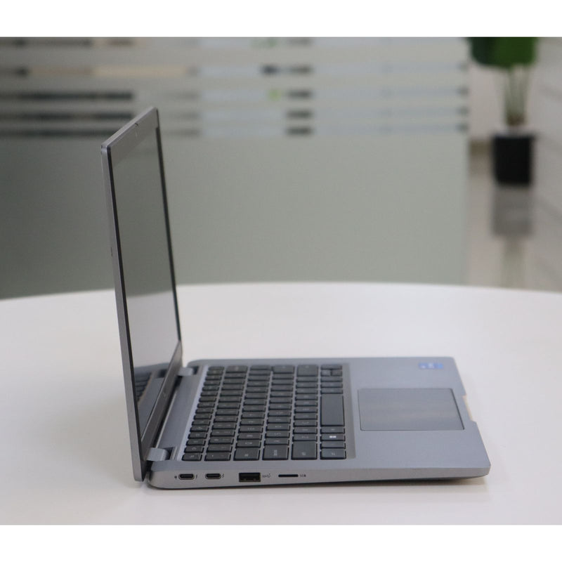 Dell LATITUDE 5330: 12th Gen i7, 16GB RAM, 512GB SSD, SN:18858