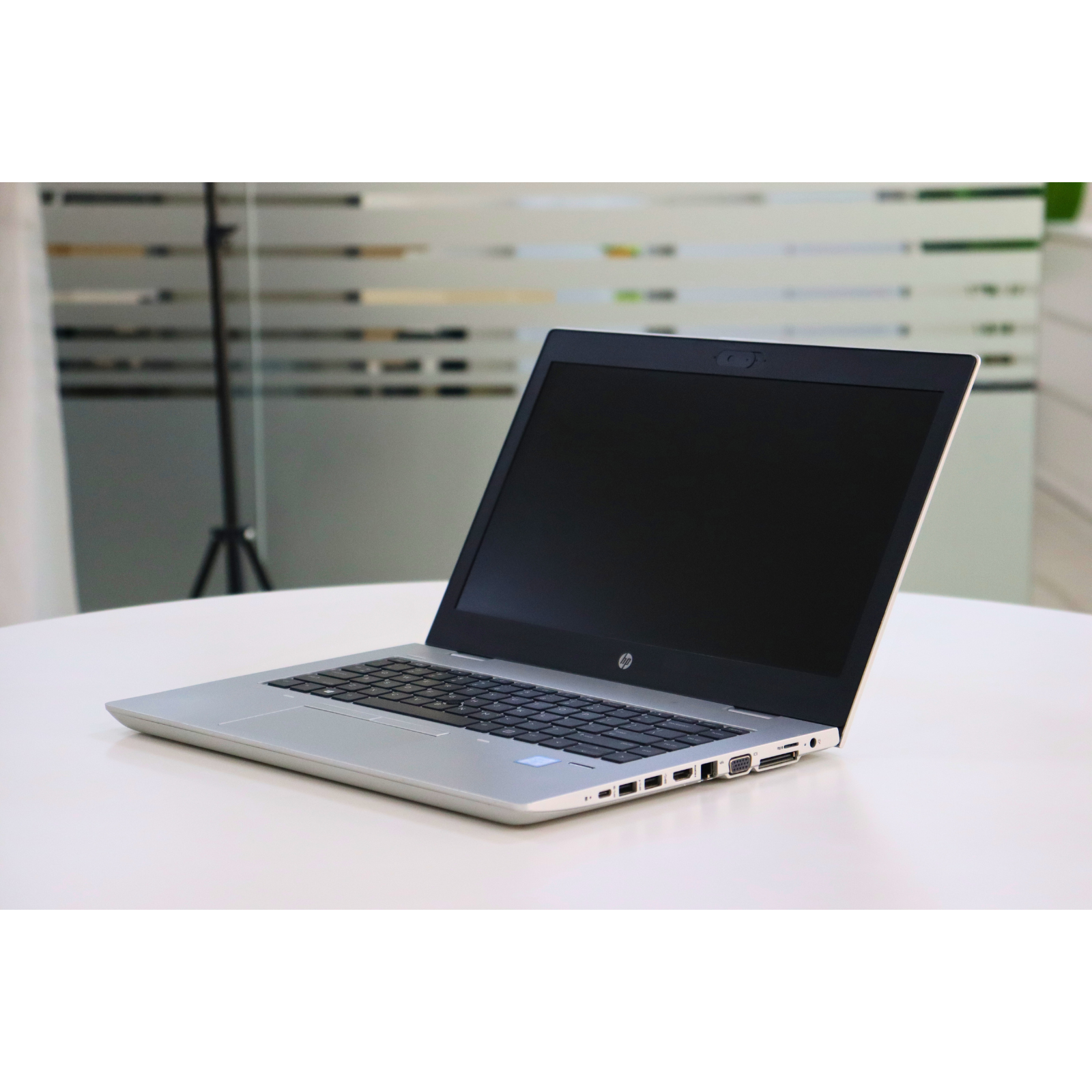 HP PROBOOK 640 G4: 8th Gen i5, 8GB RAM, 256GB SSD, SN:96185