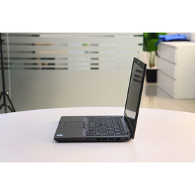 DELL LATITUDE 5400: 8th Gen i7, 16GB RAM, 256GB SSD, SN:04662