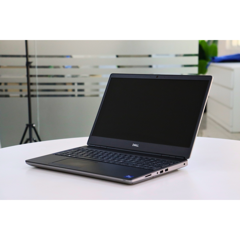 Dell PRECISION 7560:11th Gen i7, 32GB RAM, 512GB SSD, SN:00489