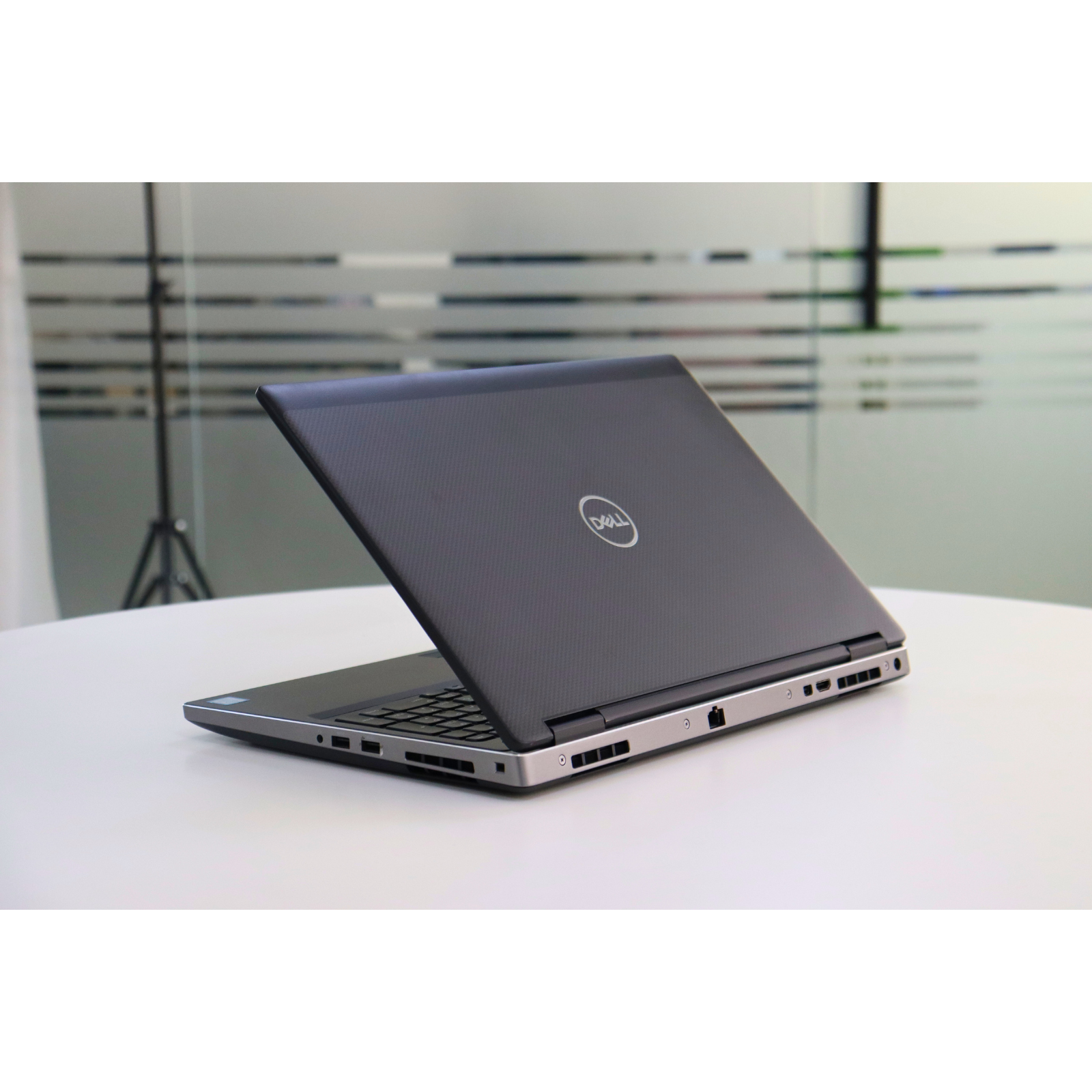Dell PRECISION 7530: 8th Gen i7, 32GB RAM, 256GB SSD, SN:915261