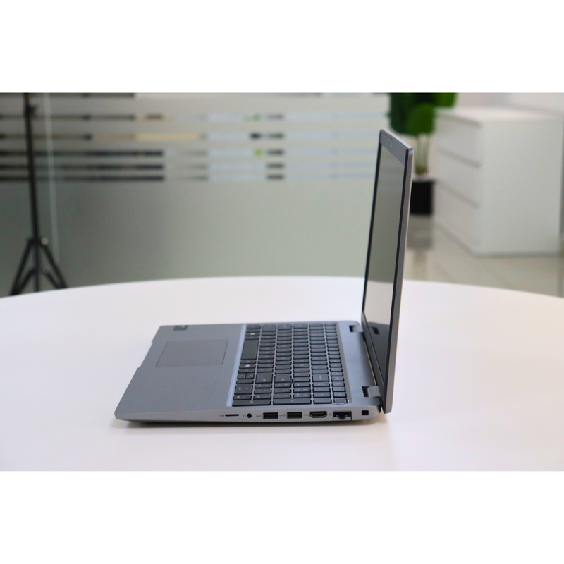 Dell LATITUDE 5550: Ultra 5, 32GB RAM, 256GB SSD, SN:41182