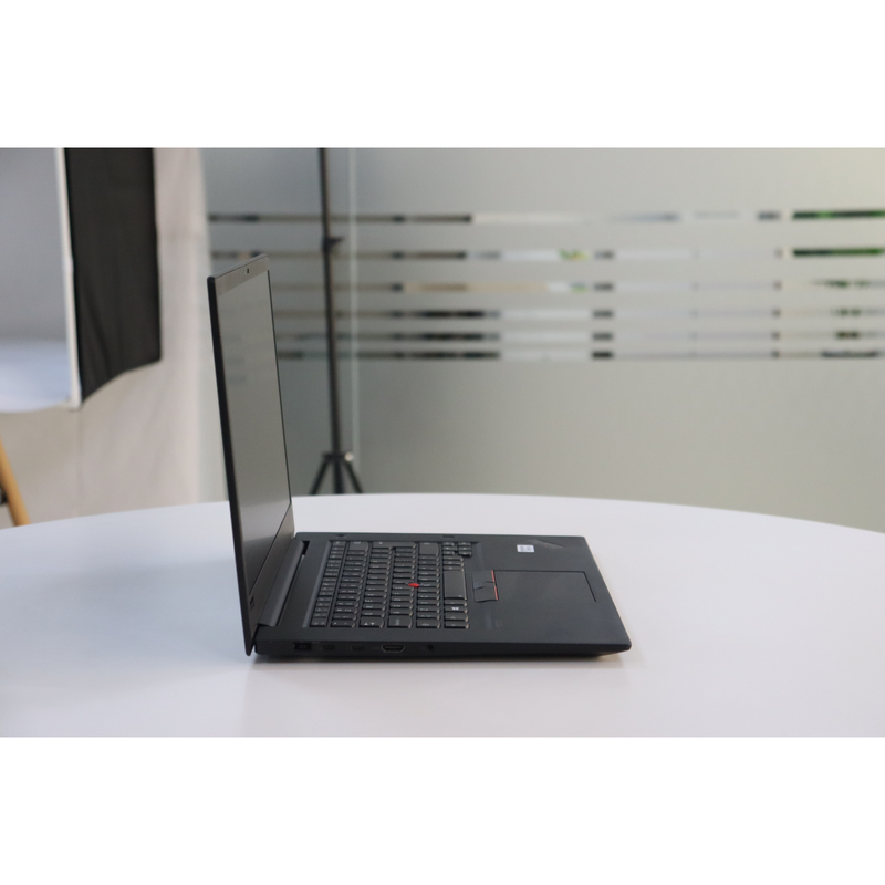 LENOVO THINKPAD P1 GEN 3: Intel Core i9, 10th Gen, 8GB RAM, 256GB SSD SN:00558