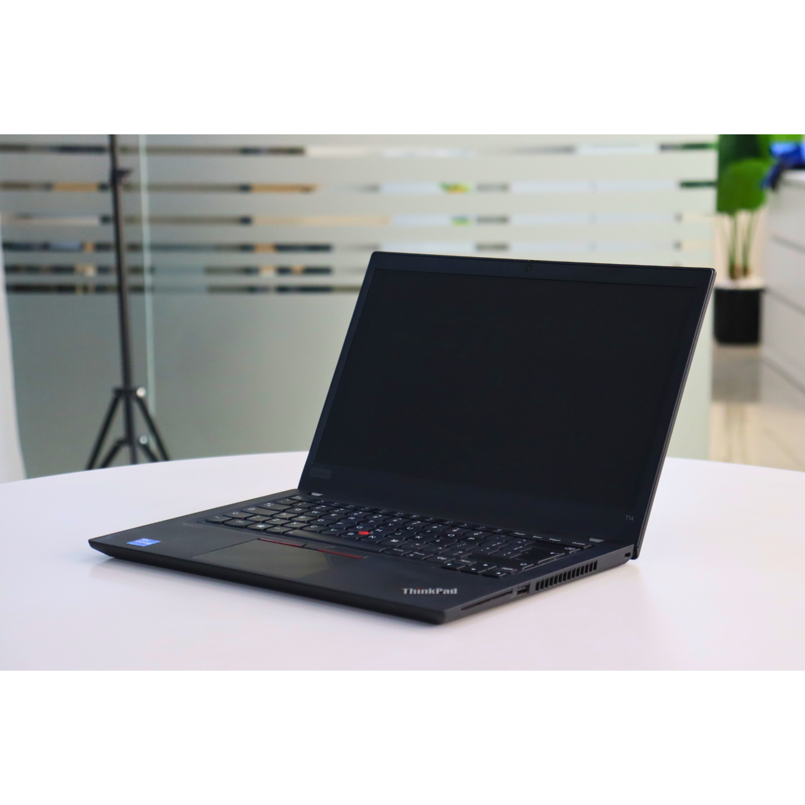 LENOVO THINKPAD T14 GEN 2: 11th Gen i7, 32GB RAM, 1024GB SSD, SN:01044