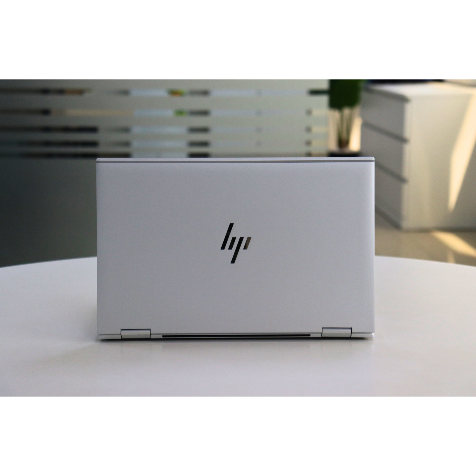 HP ELITEBOOK X360 1030 G8: 11th Gen i5, 16GB RAM, 256GB SSD, SN:898727